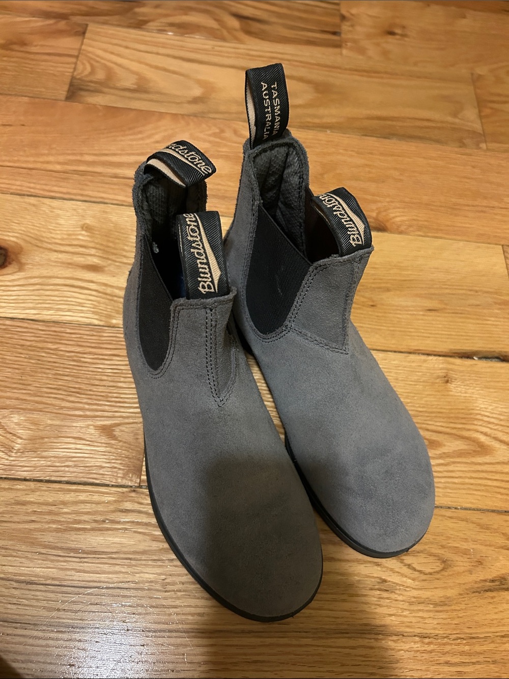 Blundstone Boots - Gray Suede, Women’s size 7, Men’s size 5